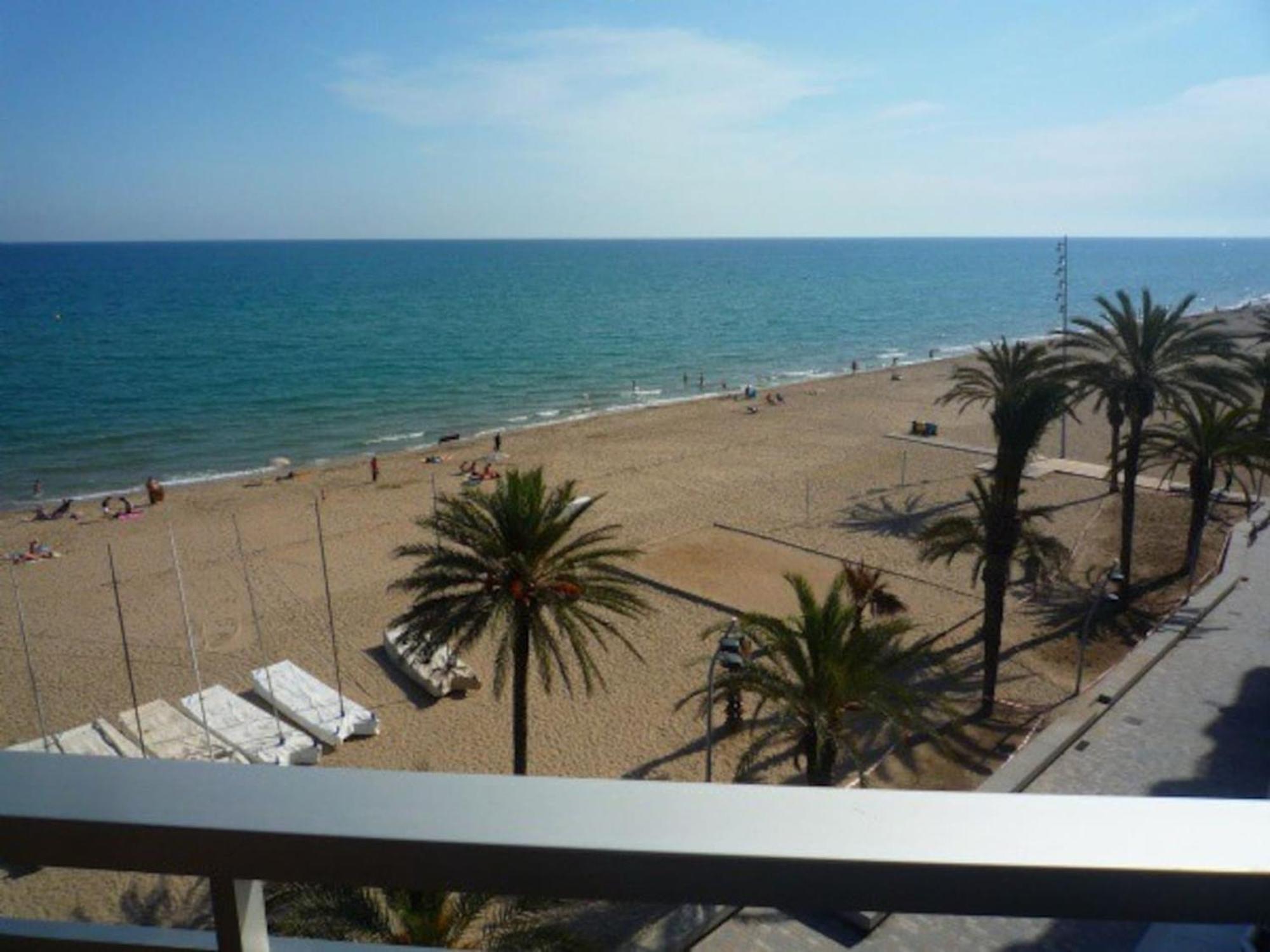 Spacious Apartment With Sea View Terrace In Calafell Buitenkant foto